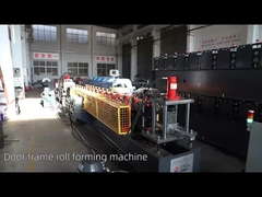 เครื่องขึ้นรูปม้วนกรอบประตู 3 เฟส 50HZ พร้อมแรงดันสูง 3.0KW 4.5 * 1.2 * 1.5 ม